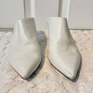 Stuart Weitzman Mira Pointed Toe Leather Mule Off White Size 7.5 Made in Spain